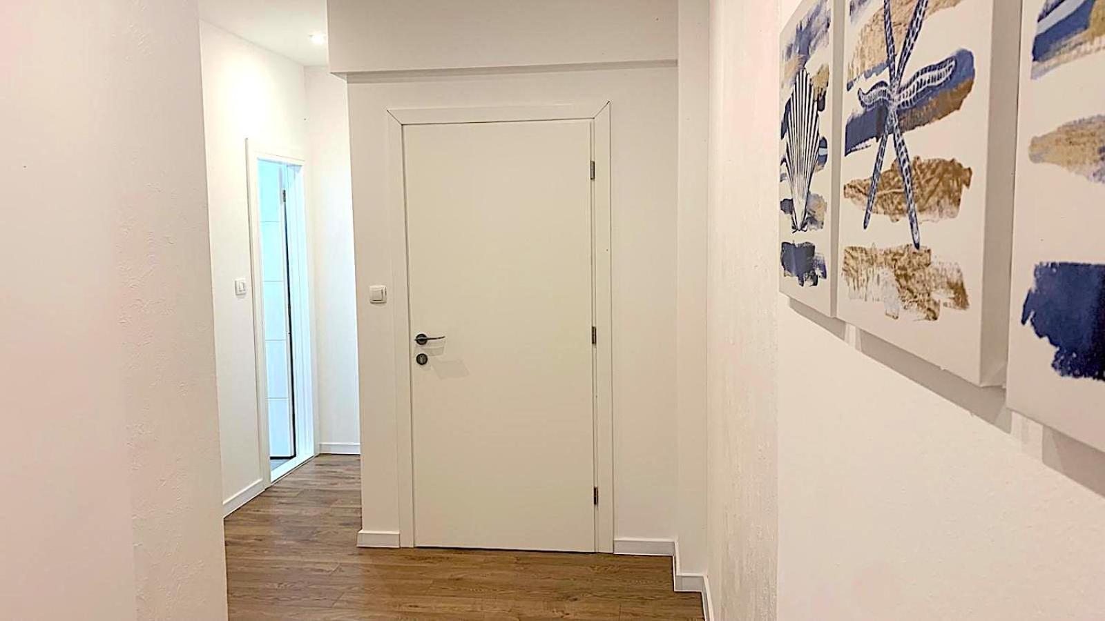 Apartments Leut ドラスニセ エクステリア 写真