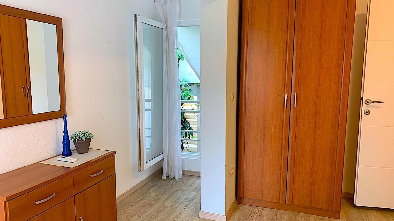Apartments Leut ドラスニセ 部屋 写真